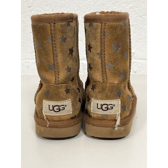 Ugg Sz 9 Classic II Short Stars Chestnut Suede Shearling Girl’s Winter Boots - Picture 3 of 5